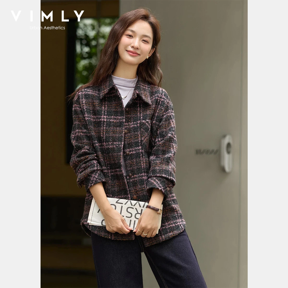 

VIMLY Vintage Plaid Coat for Women Tweed Lapel Loose Ladies Jackets 2025 Winter England Style Long Sleeve Female Jacket A3170