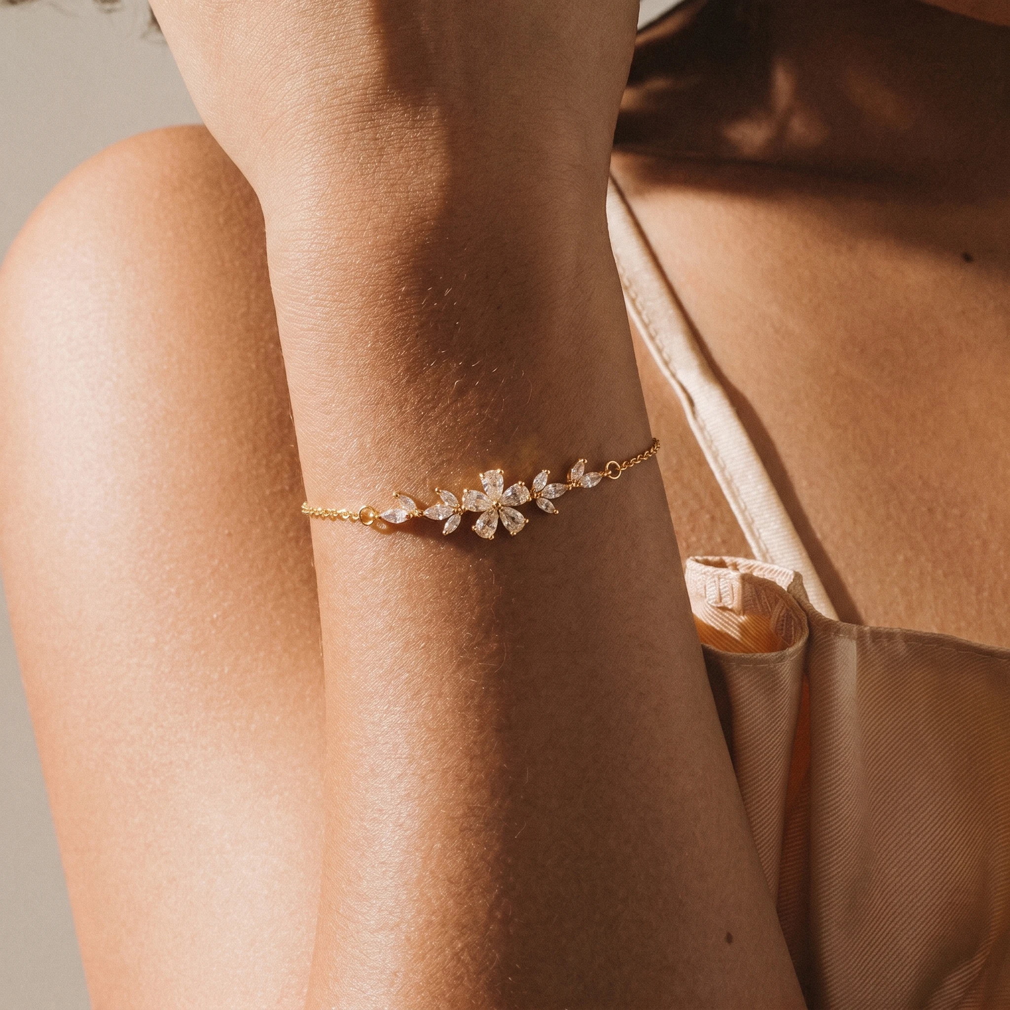 Nueva Pulsera de Flores de Cristal, Elegante Pulsera de Cadena con Pedrería para Mujer, Pulsera Ajustable. Pulseras para Mujer, Regalos