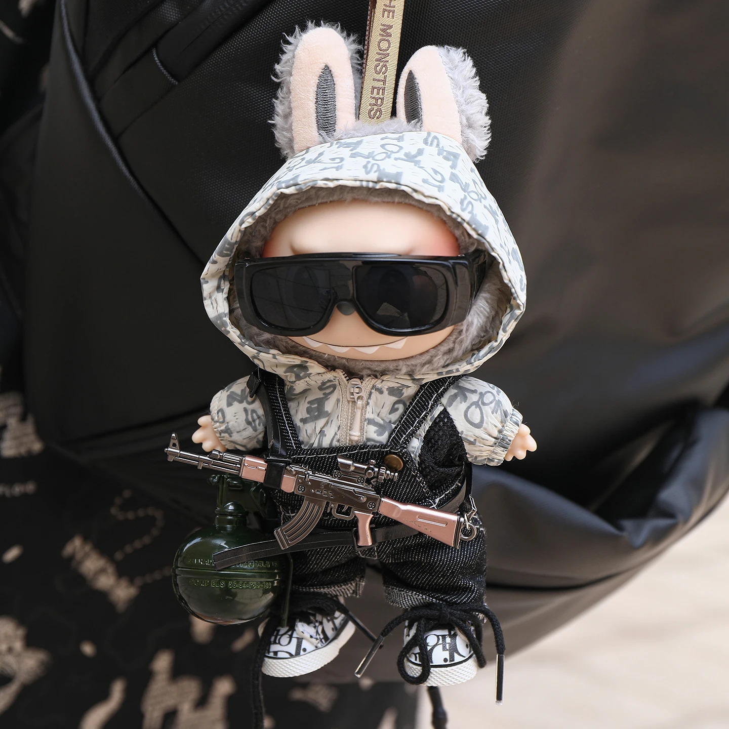 

Оригинальный дизайн, комплект тактического снаряжения в стиле PUBG — одежда для куклы Labubu 17 см, сменный наряд для стоячей позы