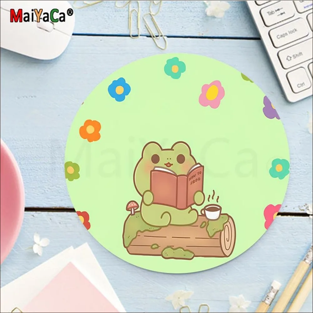 Cute Frog Mousepad Round Custom Skin Office Computer Desk Mat Table Keyboard Big Mouse Laptop Non-slip Office Desk Accessories