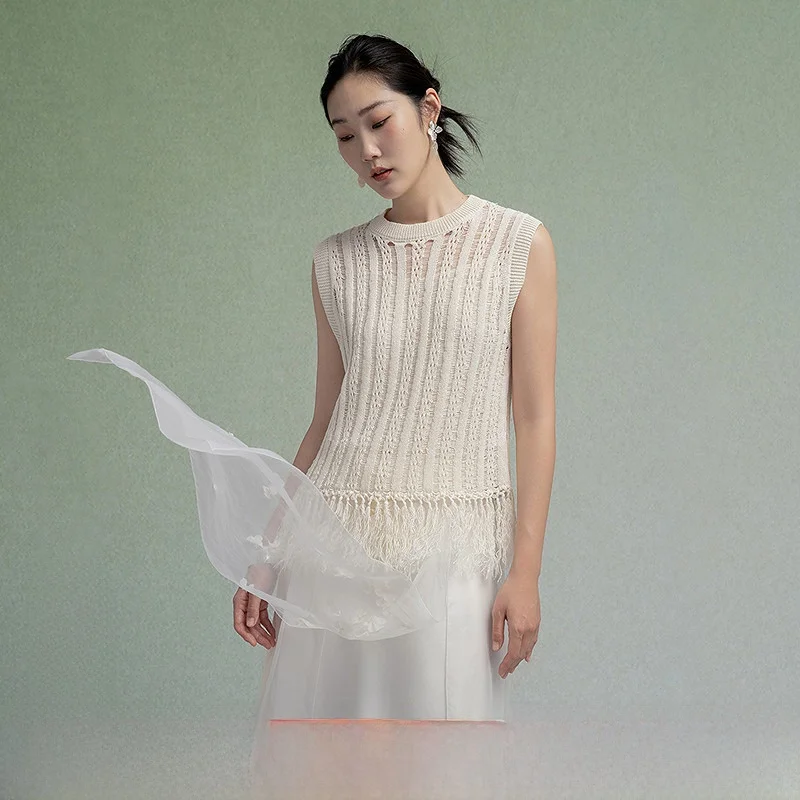 

Женский вязаный топ с бахромой и вырезами, хлопковый, с V-образным вырезом, коротким рукавом, модный, фактурный, на шнуровке