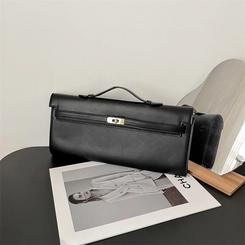 

Affordable Female Bag for Practical Studentswith Functional Shoulder Bag Designed for College Life and Everyday Use Requirements