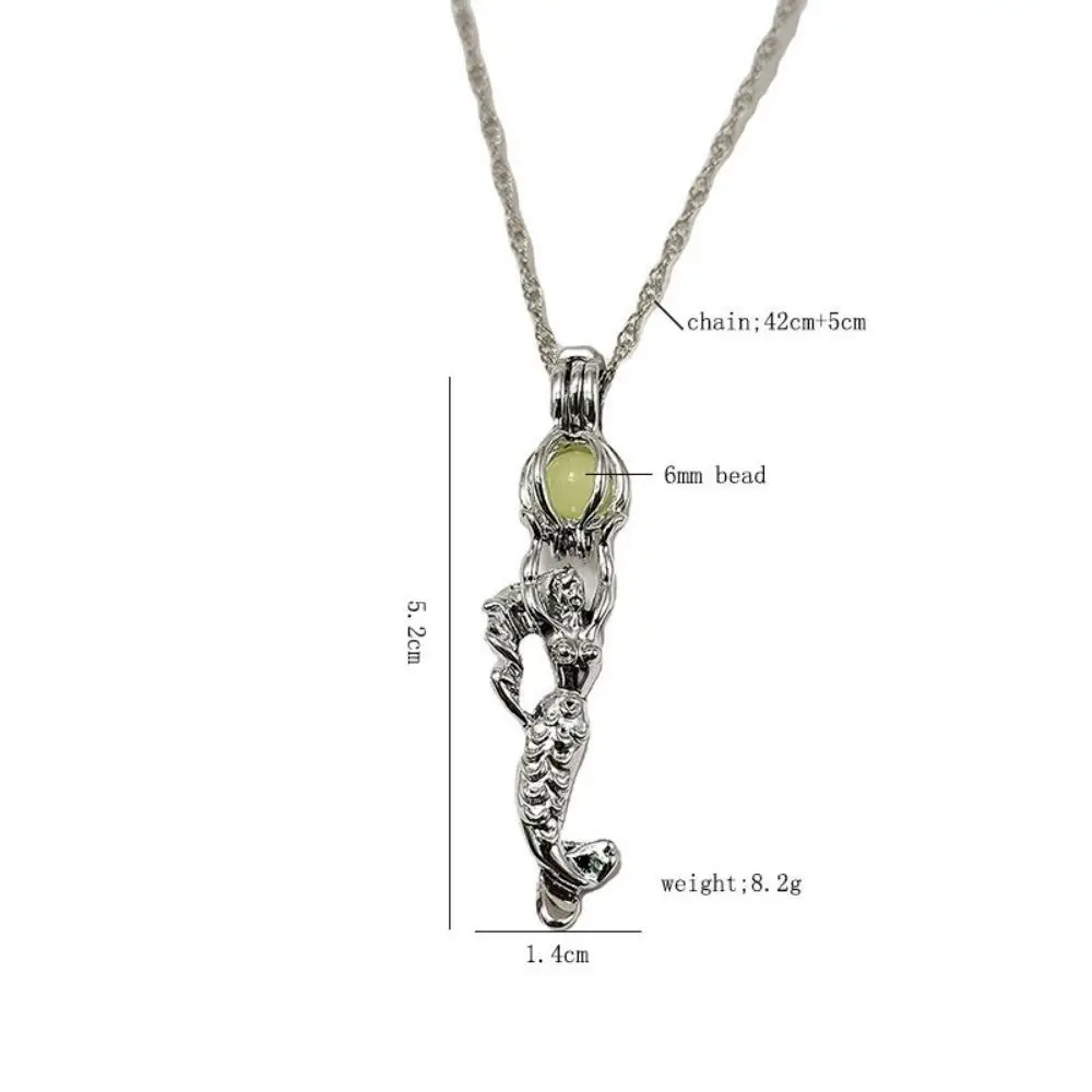 European and American popular luminous hollow mermaid necklace fashionable multi-colored luminous collarbone chain pendant jewel
