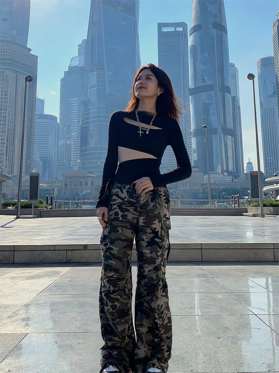 กางเกงยีนส์ผู้หญิงทรงตรง มีกระเป๋า ซิปหน้า สไตล์ลำลอง สีน้ำเงินฟอก เอวกลาง ทรงคลาสสิก ใส่สบาย เรียบง่าย