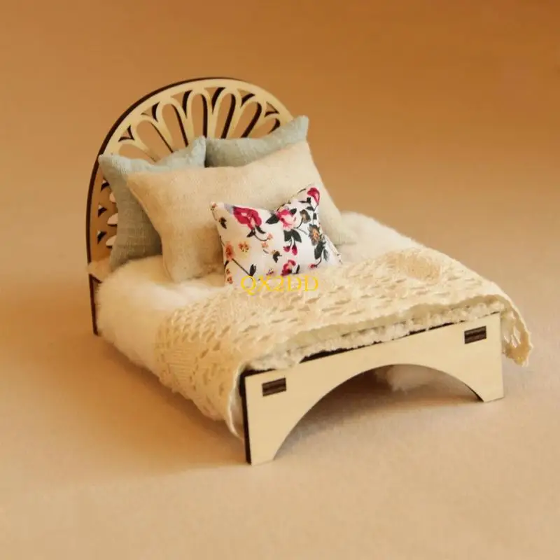 

QX2D Detailed 1:12 Miniature Bedroom Design Wooden Bed Single Bed Model For Collector Houses