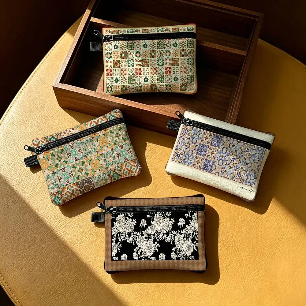 Vintage Art Ethnic Style Retro Fashion Mini Hanging Oxford Cloth Coin Bag Durable Zipper Key Card Pouch With Carabiner