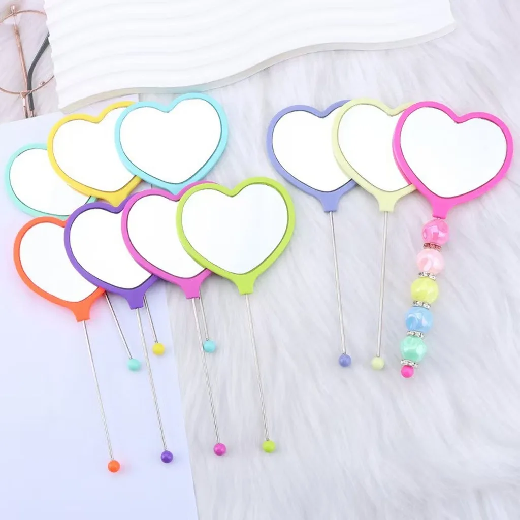 Plastic Frame Mirror Portable Handheld Heart Mirror Handheld Makeup Mirror Lightweight For Office Handbag Bathroom