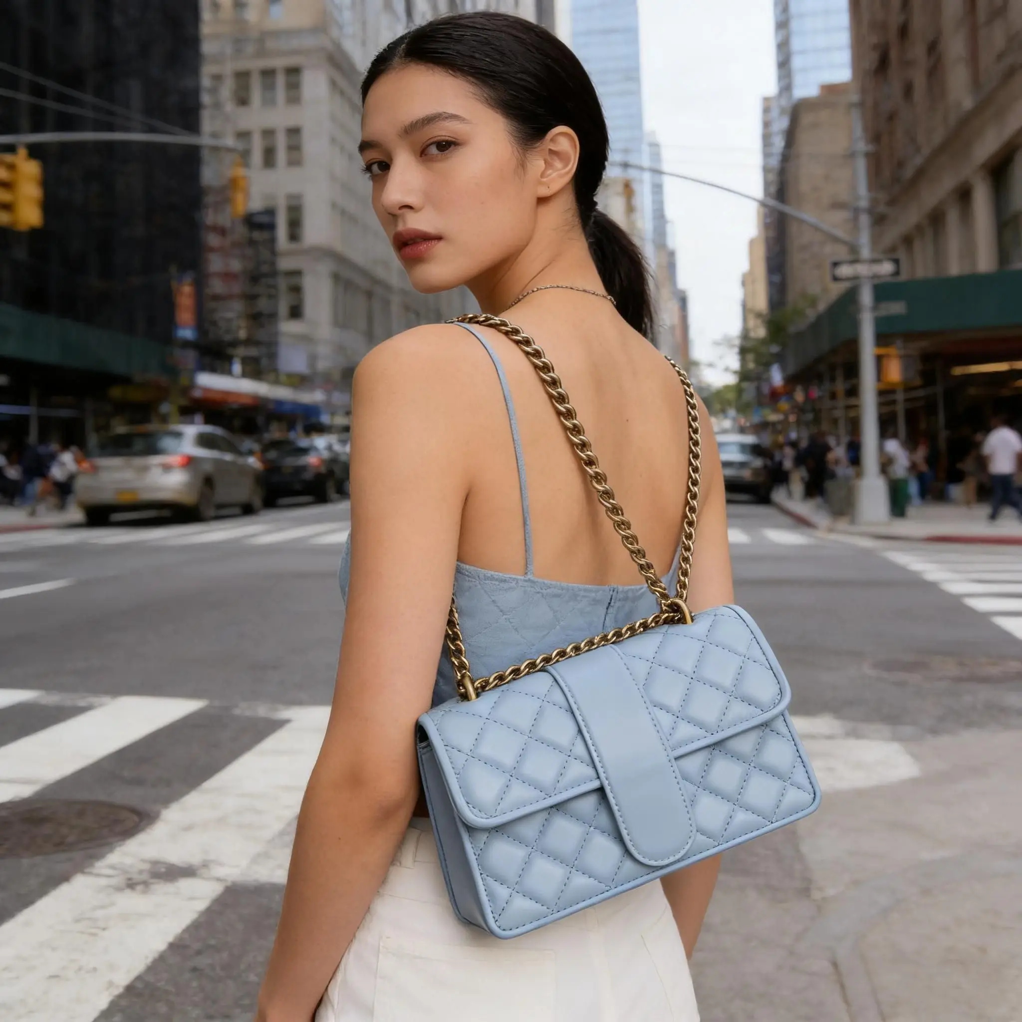 

Quilted Pearl Embellished Chain Purse, Genuine Leather Shoulder Crossbody, Chic Everyday Casual Handbag for Women Design bag