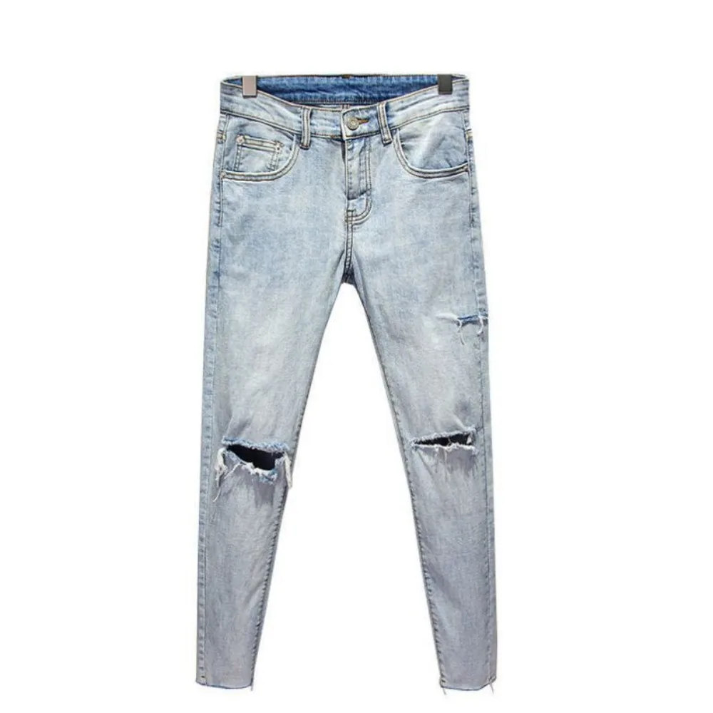 New 2023 Summer Fashion Light-colored Stretch Casual Luxury Designer Boyfriend anni '90 Hip Hop Blue Knee Hole Jeans Skinny per uomo