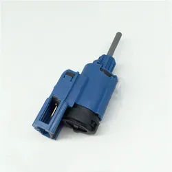 1J0 927 189E For Volkswagen Passat B5 Bora Lavida Jetta Santana Clutch Switch Two Plugs Automobiles Parts Accessories Vehículos