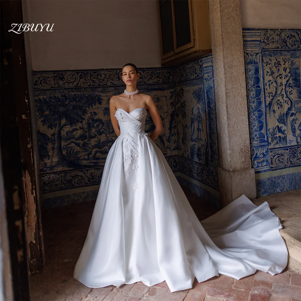 

ZIBUYU Customized 2026 Elegant Luxury Wedding Dress Sweetheart Sleeveless A-Line Satin Ball Gown 3D Floral Appliques Bridal Gown
