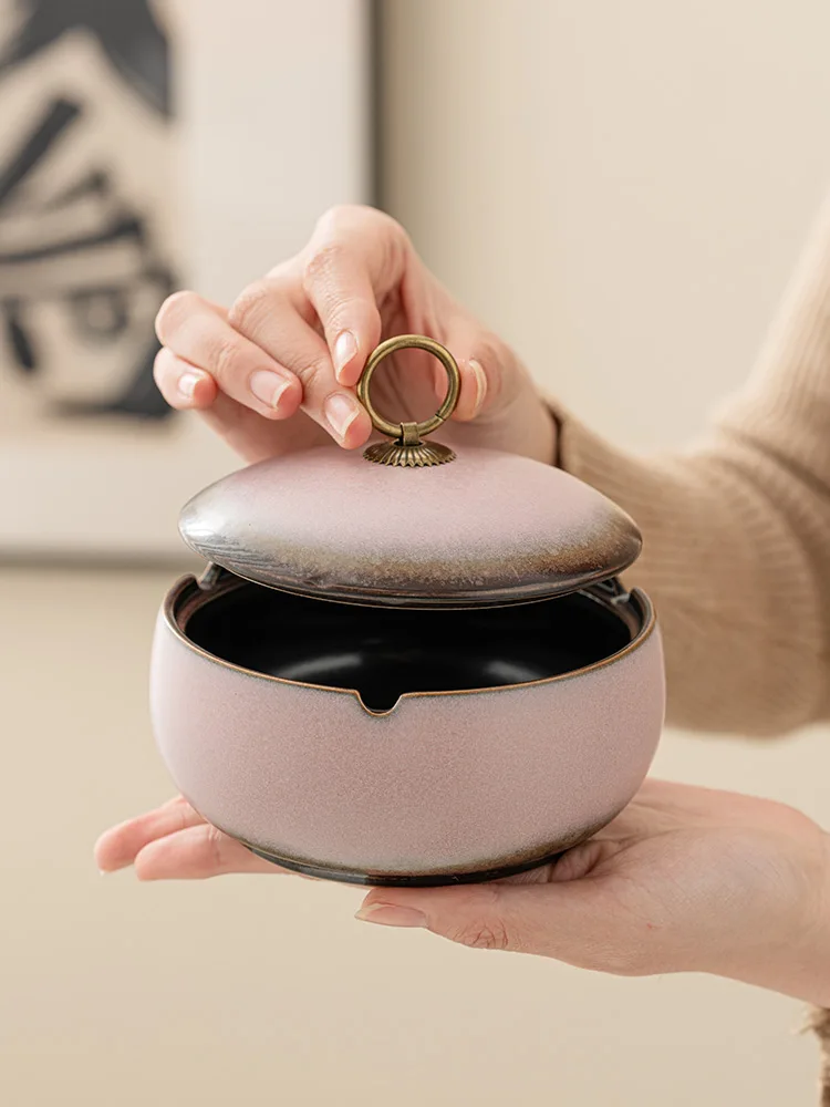 

Modern Ceramic Ashtray Creative Office Simple Style with Cover Home Living Room High End Feeling Porcelain Ash Tray Gift