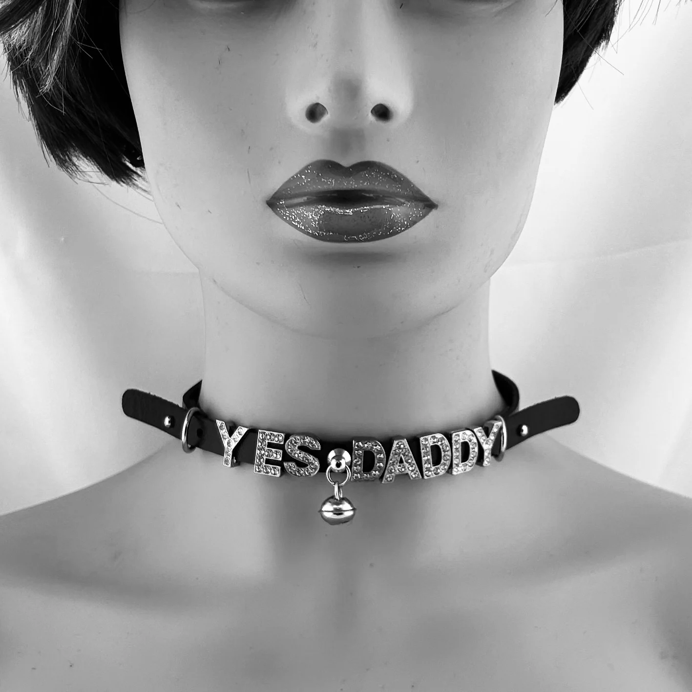 Bell Buckled Adjustable Leather Rhinestone Custom Letters Sissy Collar Sexy Slave Name Chocker Necklace Cosplay Jewelry Gift