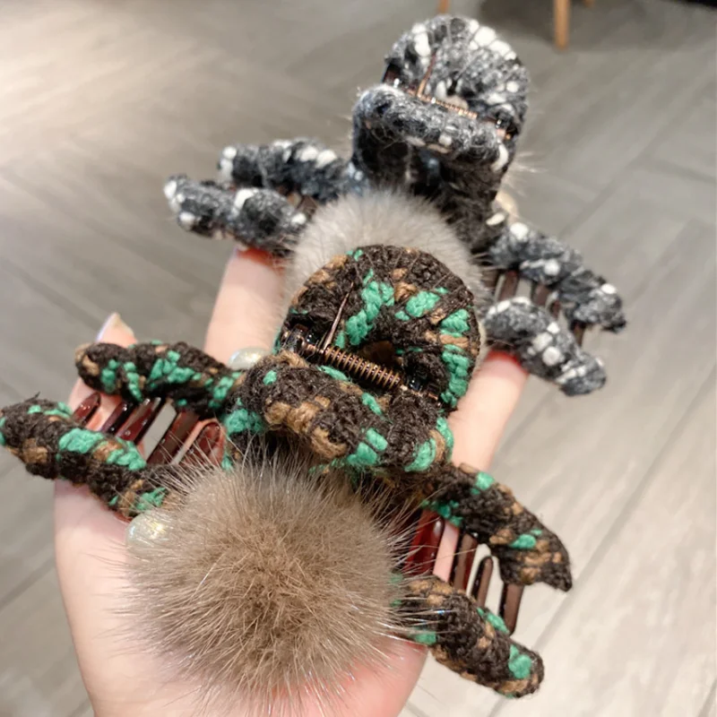 

Заколка для волос с цветными блоками и меховым шариком в ретро-стиле, заколка-краб для волос, женская заколка-краб, повязка на голову, аксессуары для волос