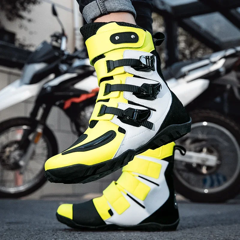 New Waterproof Men\'s Dirt Bike Shoes Men\'s Motorcycle Boots New Comfortable Leather Protective Boots Anti-slip Wear-resistant