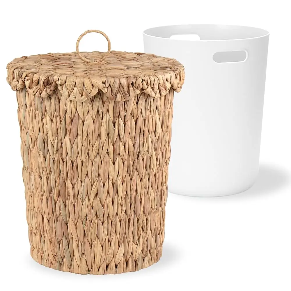 

4 Gallon Wicker Trash Can with Scalloped Edge Lid, Wicker Waste Basket with Removable Plastic Liner for Bathroom, Bedroom, Of