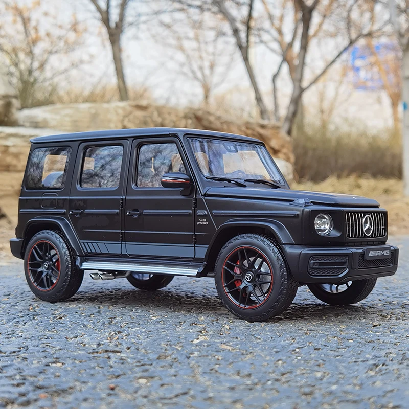 

Minichamps 1:18 Mercedes AMG G63 2018 metal all-drive SUV car model SUV model Static display Birthday present