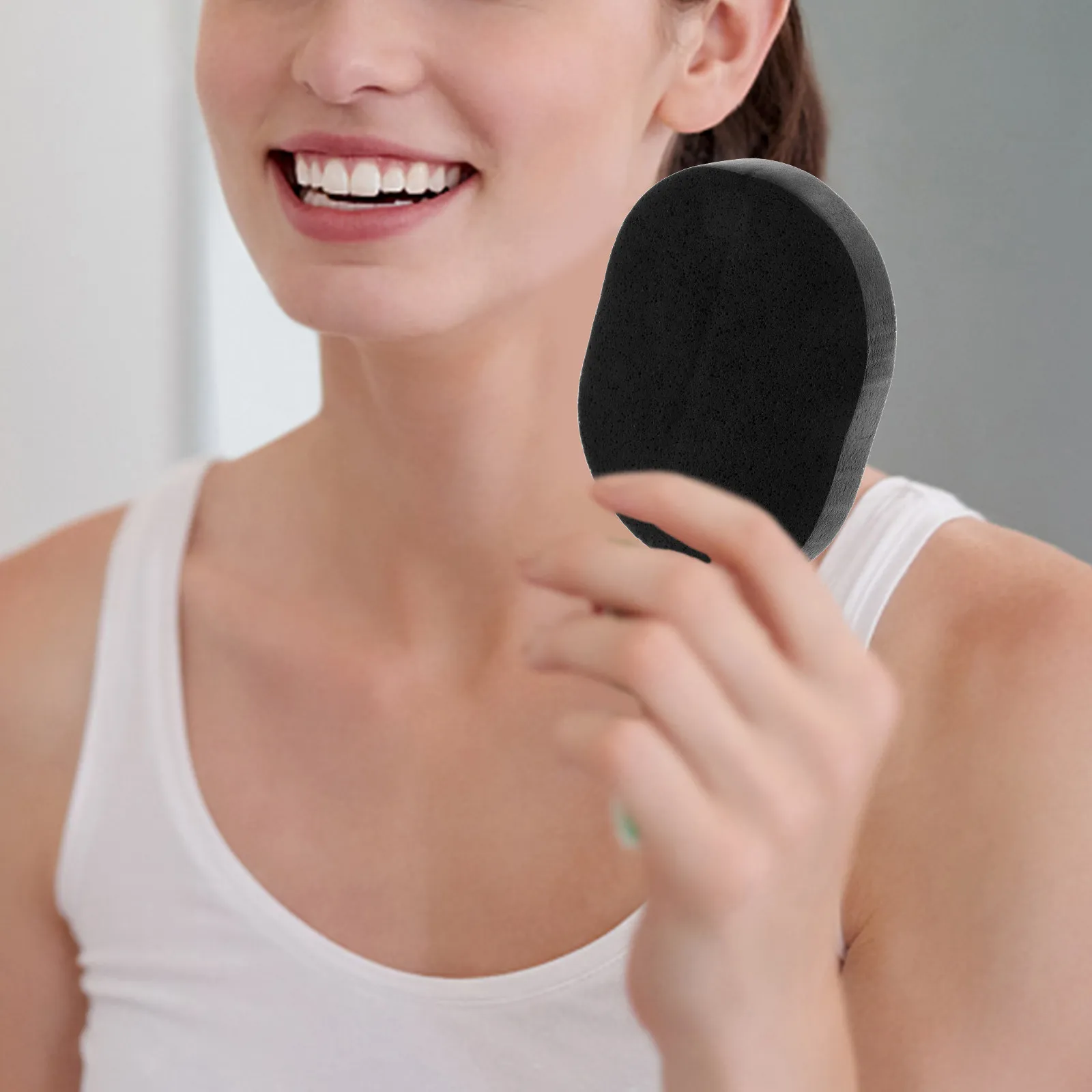2Pcs Black Facial Cleaning Sponge Activated Bamboo Charcoal Skin Cleansing Exfoliating Face Cleaning Sponge Skin Care