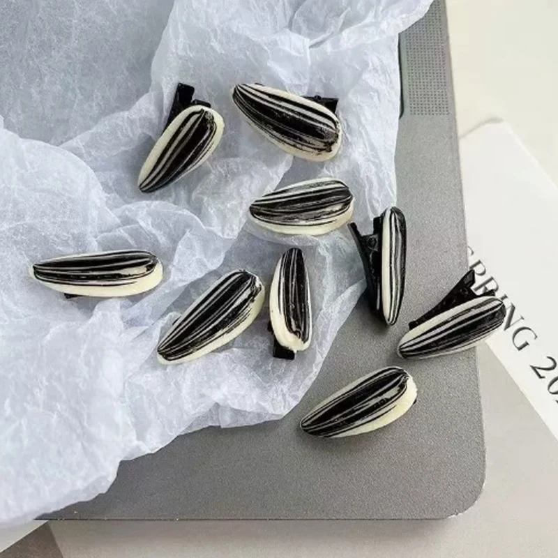 Mini Sunflower Seed Hair Clips Creative Funny Simulation Melon Seed Barrettes for Women Girls Side Clips Bangs Hairpins Headwear - view 4