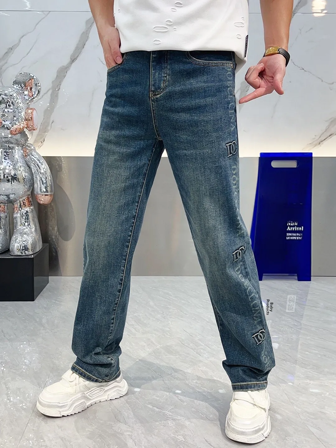 

Faionable Straight Leg Men's Jeans Autumn 2025 New Arrival Letter Print Emed Design Casual Comfortable Breathable