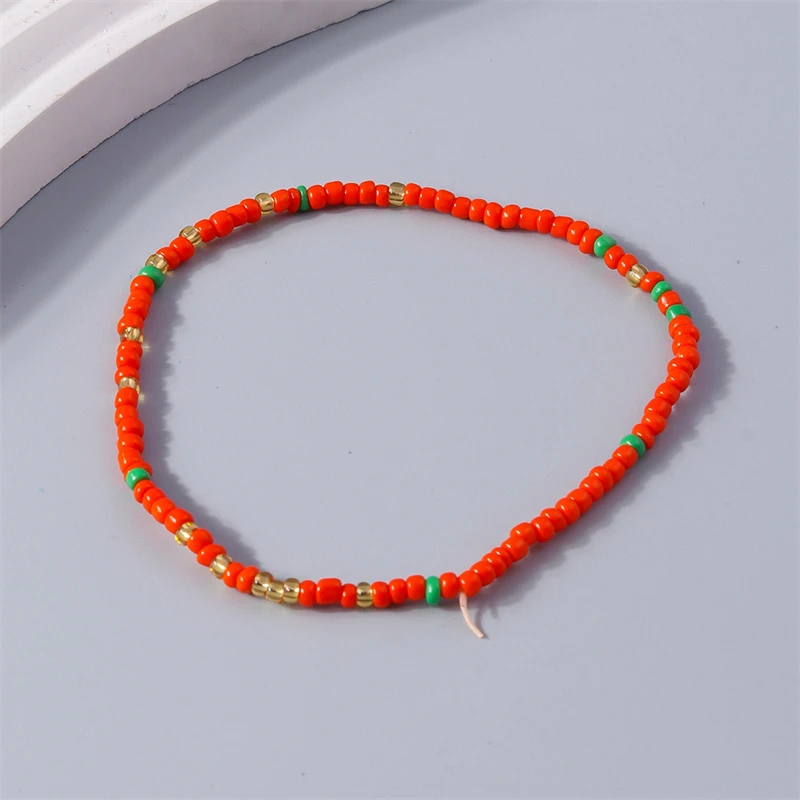 Bunte, handgefertigte Fußkettchen mit Perlen im Bohème-Stil für Damen, ideal für den Sommer, Strand, als Fuß- oder Beinarmband, für Mädchen, als Schmuckgeschenk für den Urlaub. – Detail 4