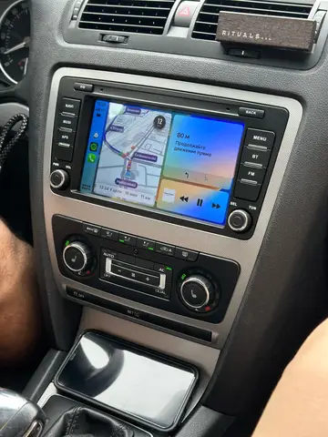 8 best sales octavia mk2 carplay - №1