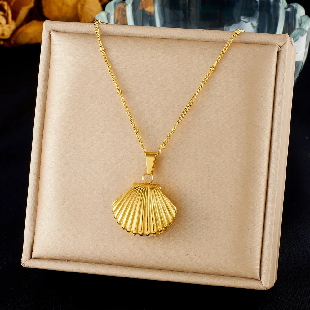 DIEYURO 316L สแตนเลส Golden Sea Shell ไข่มุกจี้สร้อยคอ Lady ใหม่ฤดูร้อนชายหาดคอเครื่องประดับของขวัญ