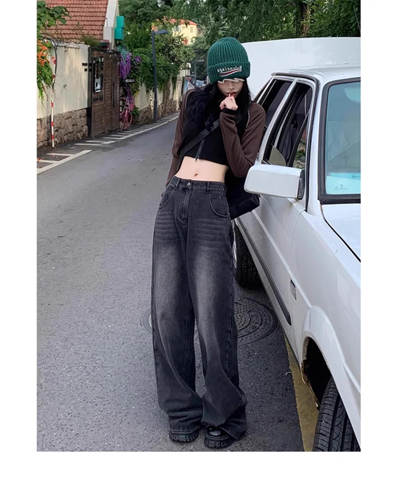

Large Black Straight Leg Jeans for Women in Spring and Autumn, With a Chubby and Pear Shaped Figure, Loose Fit and Slimming, Hig