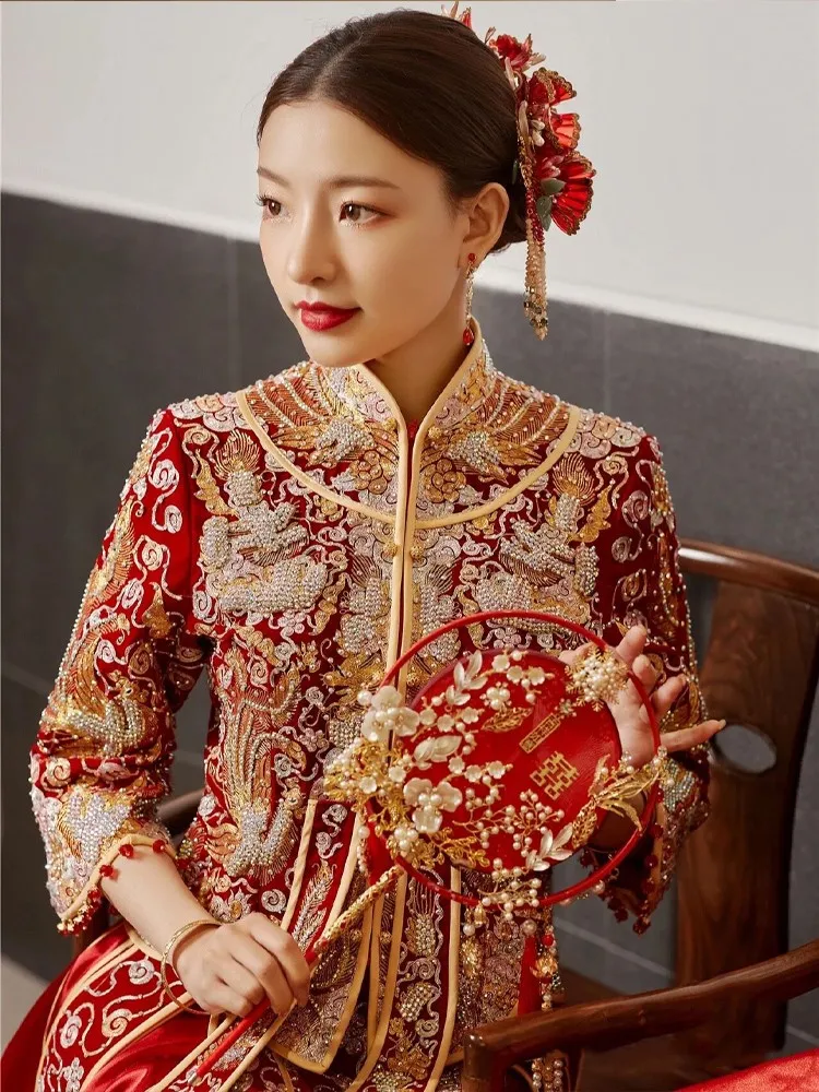Large-sized dragon and phoenix wedding gowns the imperial Five Blessings Chinese clothing
