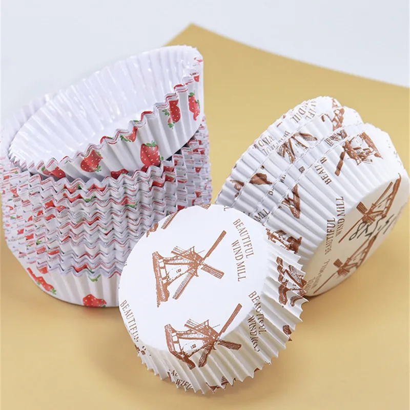 

100Pcs Round Papers Cup Strawberry Windmill Pattern PET Film Home Kitchen Tool Baking Resistance Oil-Proof Bread Paper Tray