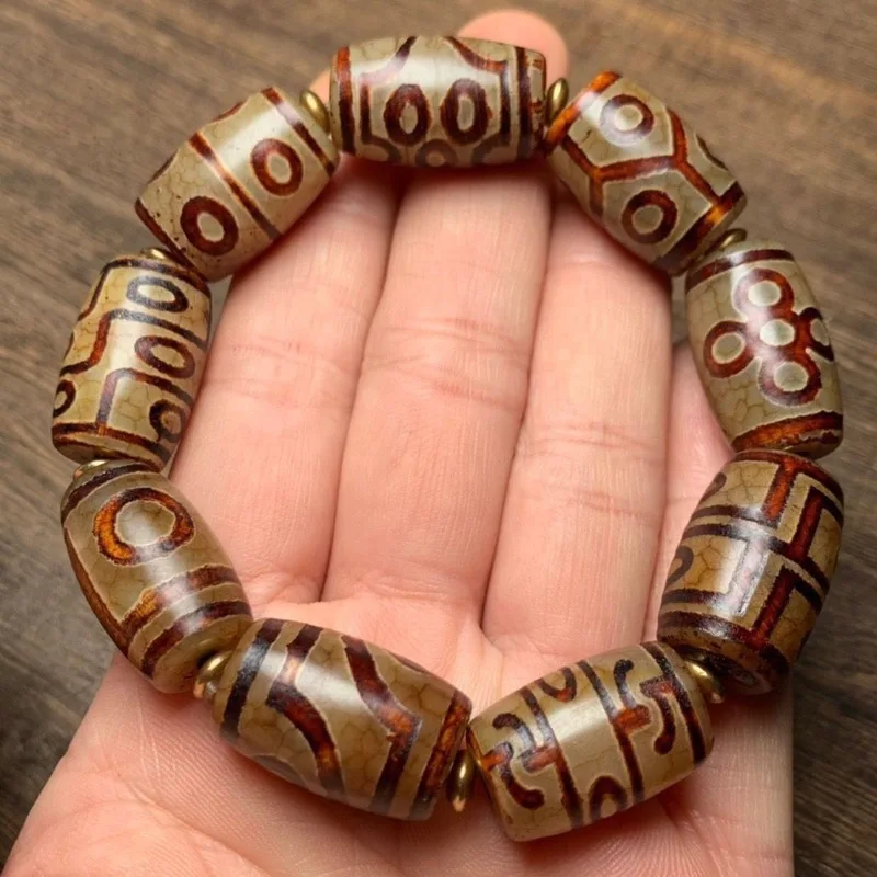 Old agate one---nine-eye family portrait Dzi beads Tibetan bracelet jewelry accessories collectibles