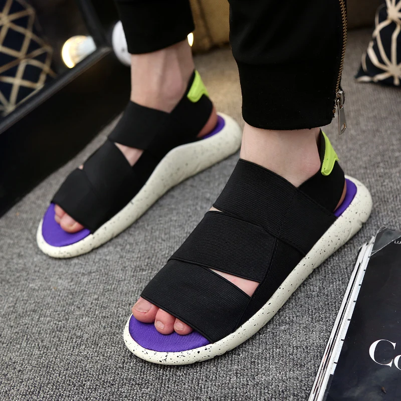 Men's Designer Sandals Fashionable Summer Beach Outdoor Sandals Women Flat Comfortable Light Casual Shoes Men Slip-On Slippers