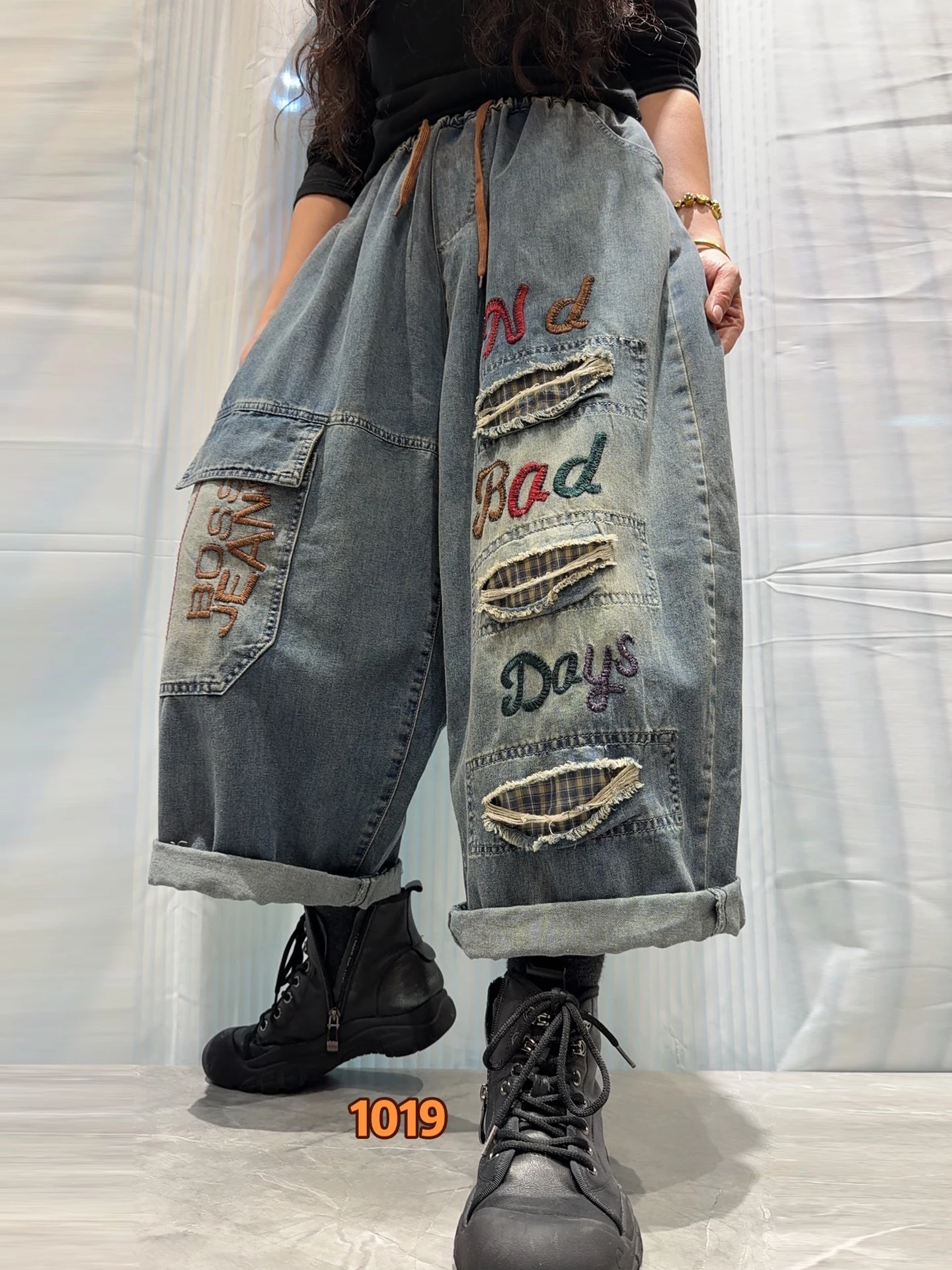 

Retro Embroidered Hole Wide Leg Denim Jeans Women's Letter Embroidery Vintage Casual Pants Spring New plus Size Dad Jeans
