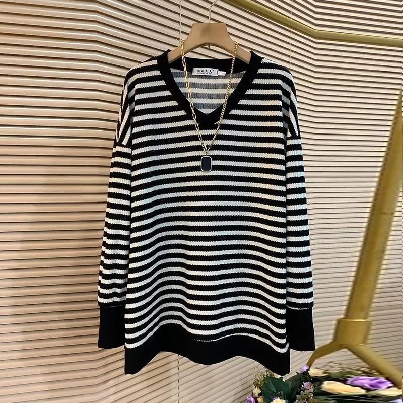 

plus Size Women's V-Ne Striped Casual Top Long Sve Mid-Length T-irt Korean Sle And Pear aped Body Fit Spring