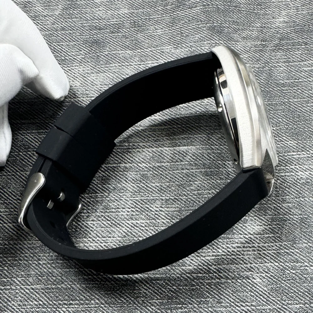 36mm الساعات الميكانيكية القبة الياقوت الزجاج العقيمة الهاتفي المطاط حزام NH35 التلقائية ساعة رجالي