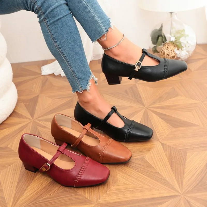 

2026 Women's New model style color retro elegant ladies slim daily dress shoes woman
