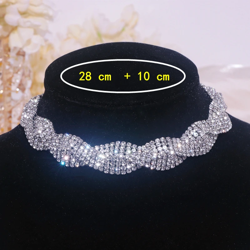 Luxury Sparkling Geometric Crystal Choker Necklaces for Women Trendy Weave Rhinestone Short Necklaces Statement Party Jewelry