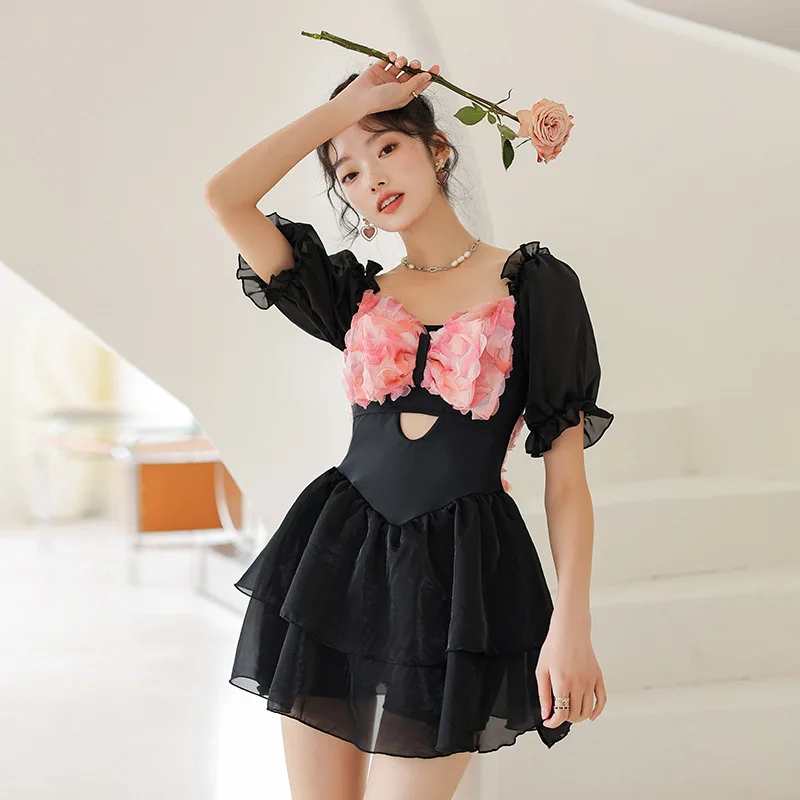 

2023 New Korea Large One Piece Swimwear Women's Conservative Skirt Style Covers The Belly and Slim Chest Swimwear Wisuwore