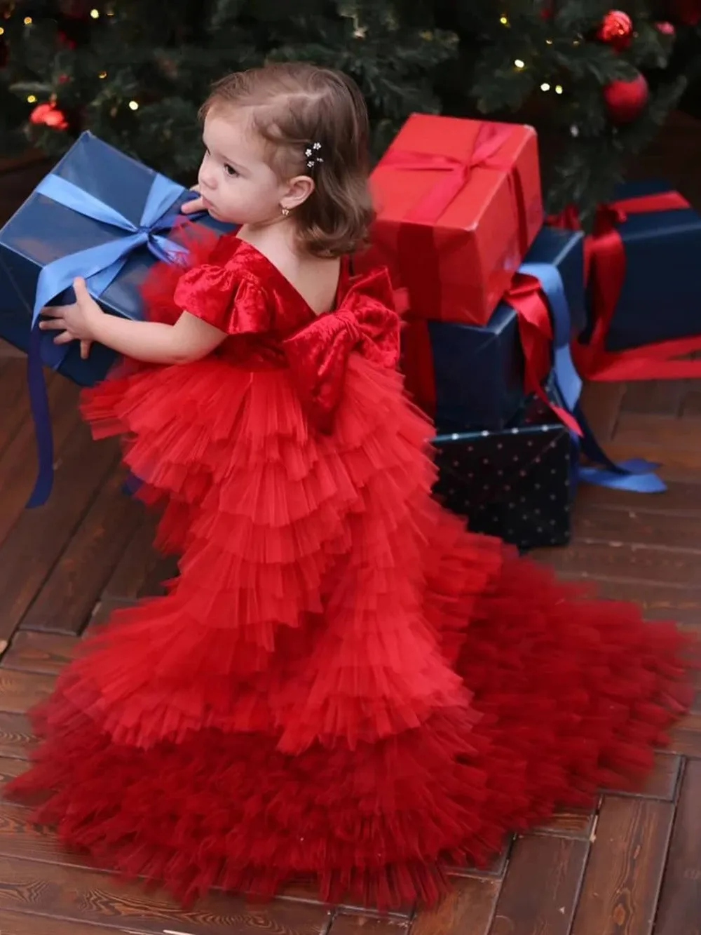 

Red Puffy Flower Girl Dress Scoop Neck Cap Sleeve Kids Wedding Party Dress Girl Birthday Prom Gown with Long Train