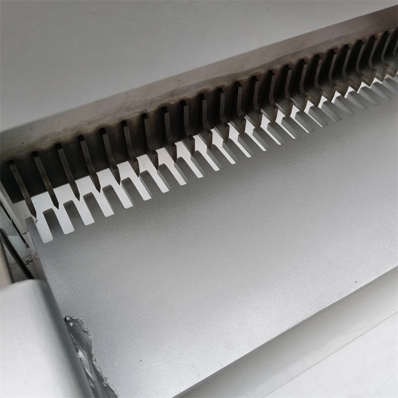 

Commercial Automatic Whole Chicken Cutting Machine Frozen Meat Dicing Cube Cutting Machine