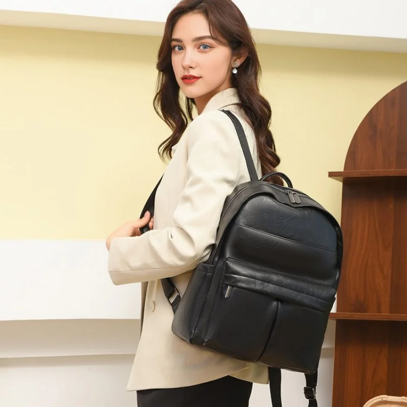 

Unique High-End Simple Leather Messenger Bag With Fashionable Letter Logo Best For Commuter Women
