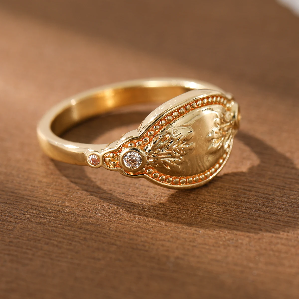 Retro Court-Style Oval Nameplate Ring Made of Copper. Women's Jewelry Ring. Suitable for Formal Events and Daily Wear.