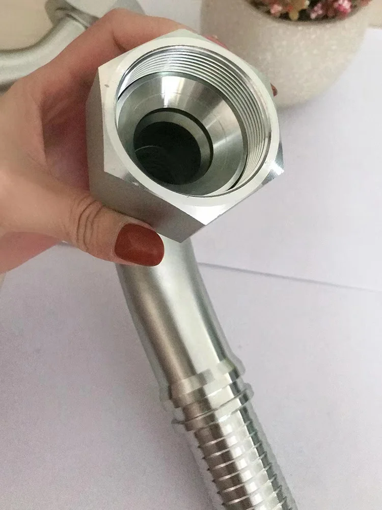 Metryczne złączki hydrauliczne wysokociśnieniowa rura gumowa złącze metryczne M24-M52 typ wstrzymania olej hydrauliczny łącznik rurowy 45 # stal — zdjęcie 5