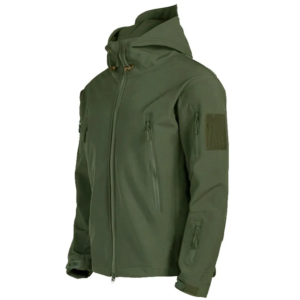 Autunno e inverno nuova giacca tattica da uomo Sharkskin Soft Shell giacca impermeabile antivento Multi-tasca abbigliamento da uomo caldo