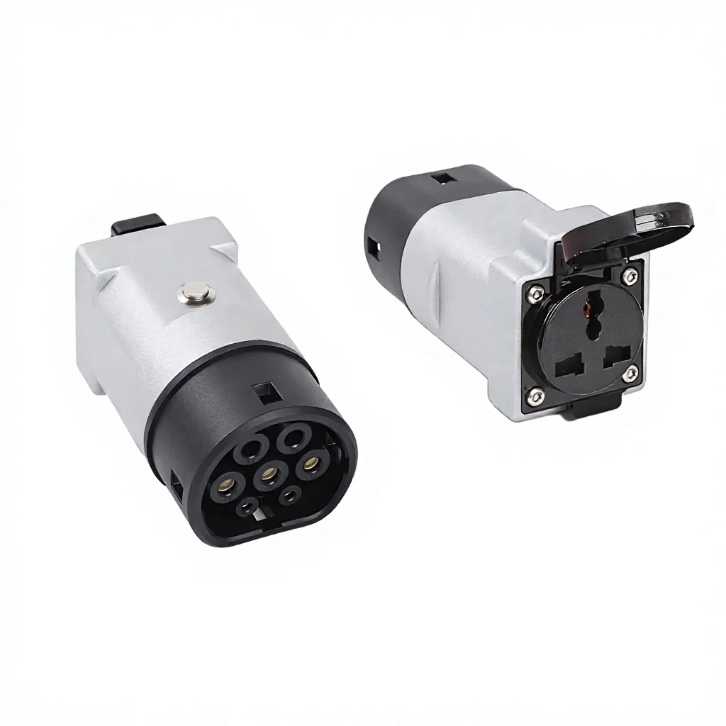 Type 2 European Standard Vehicle-Side V2L Adapter Universal Socket New 16A 3.5kW Discharging Home Use for Tata Vehicles
