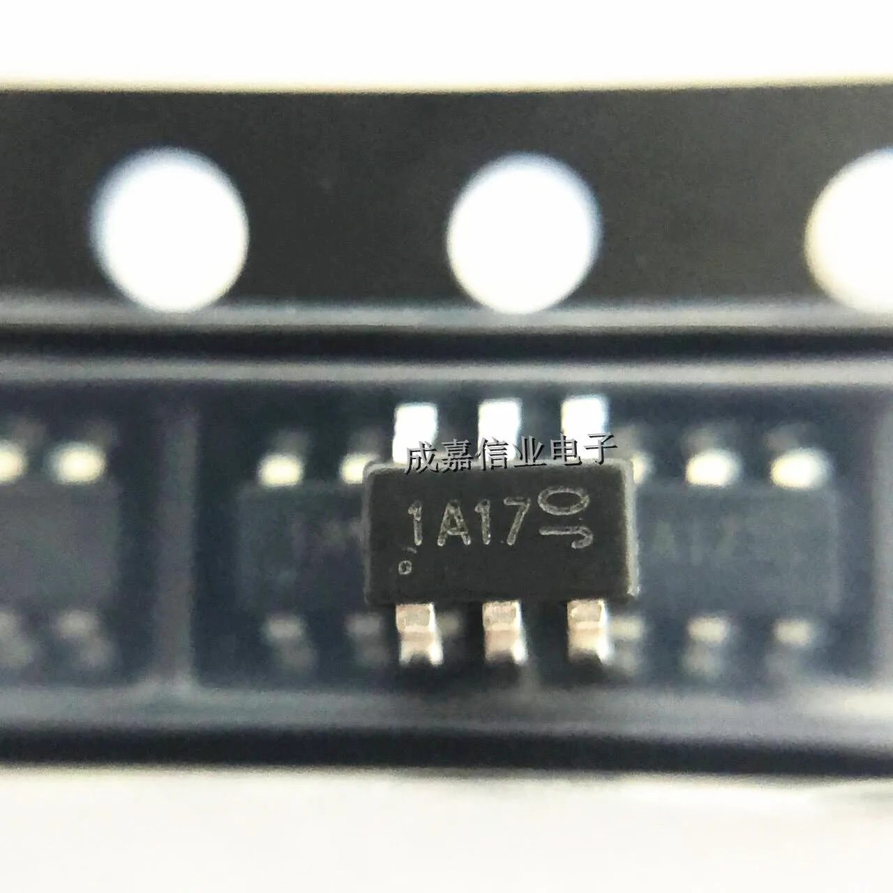 10pcs/Lot ZXMP10A17E6TA  SOT-23-6 MARKING;1A17 MOSFET 100V 1.6 A P-Chanl UMOS Operating Temperature:- 55 C-+ 150 C