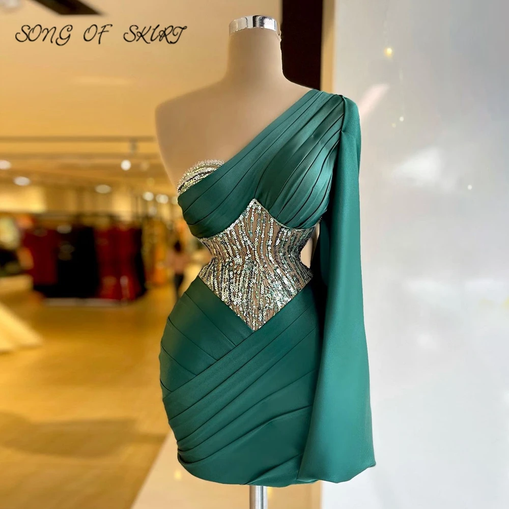 

Green One Shoulder Cocktail Dresses Sheath Mini Length Women Celebrity Dress Customer Made Sequins Gown Vestido De Festa