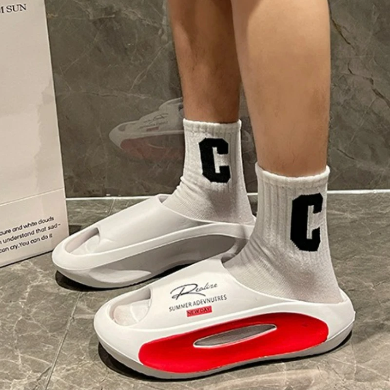 2025 Summer Men's Slippers Fashion Slippers Platform Non-slip Casual Shoes Soft Sole Sandals Couple Slipper EVA Outdoor Slippers