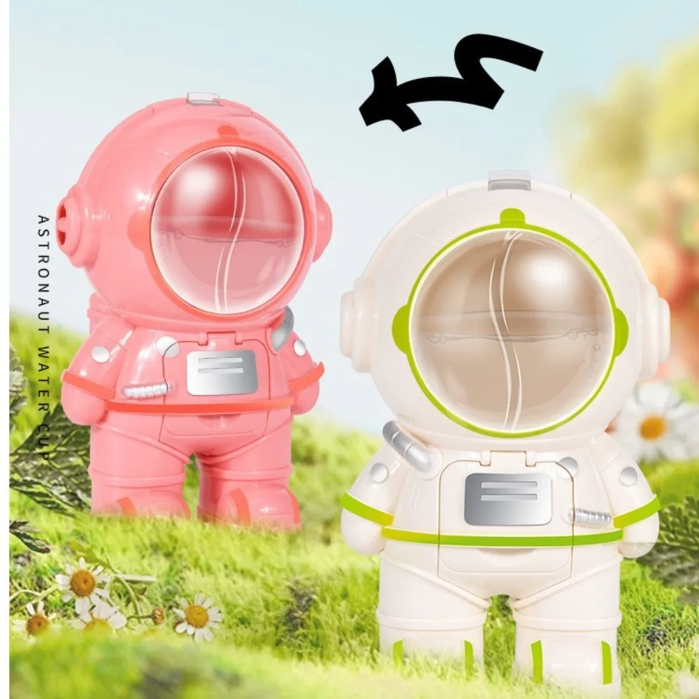 

Water Cup Astronaut Water Dispenser with Straw Strap Mini Water Dispenser Cute 250ml Desk Water Dispenser Toy Daily Life