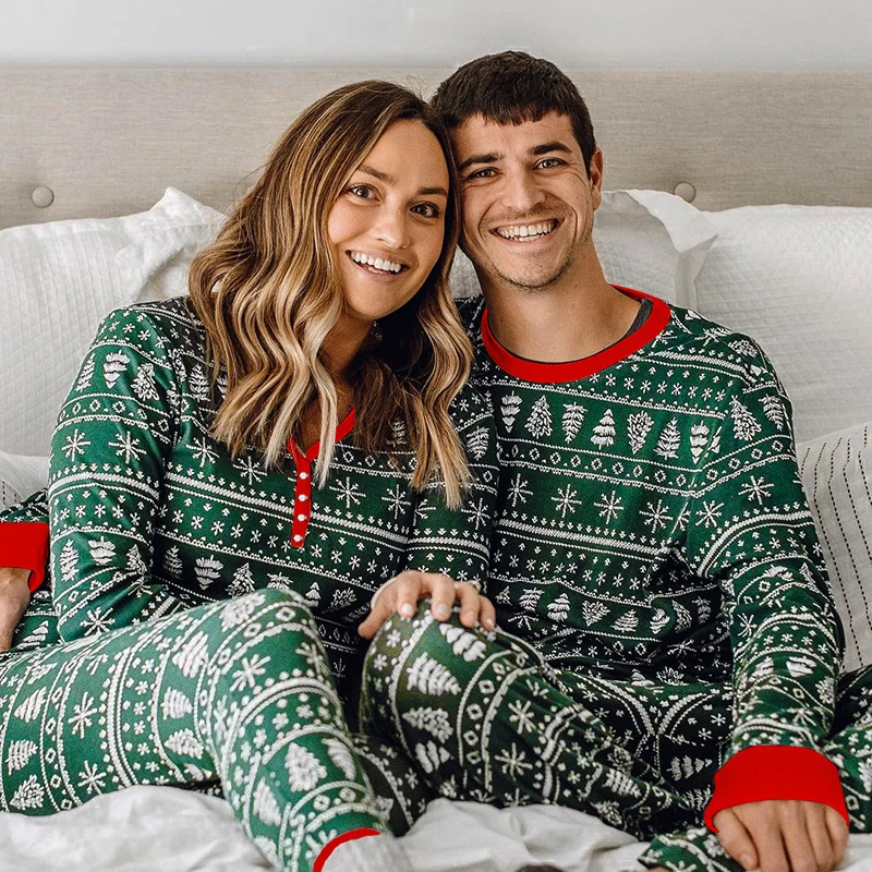 

Merry Xmas Women Men Christmas Pajamas Set Adults Couples New Year's Clothes Green Print Cute Loose Pyjamas Full Sleeve Homewear